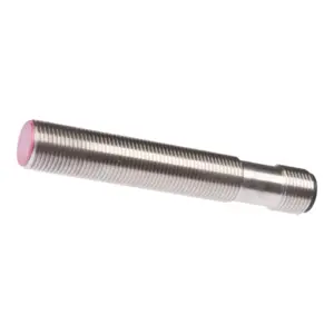 Detailaufnahme ipf Induktiver Sensor M12 IB12012W